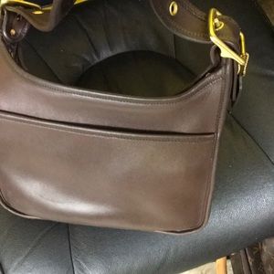 Coach solid brown leather shoulder bag